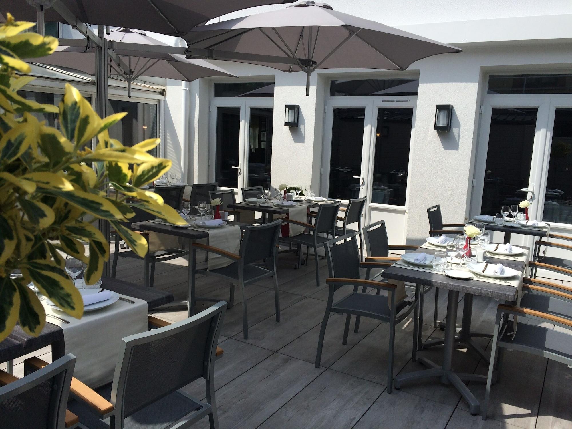 Logis Hotel A La Bonne Auberge Laval  Dış mekan fotoğraf