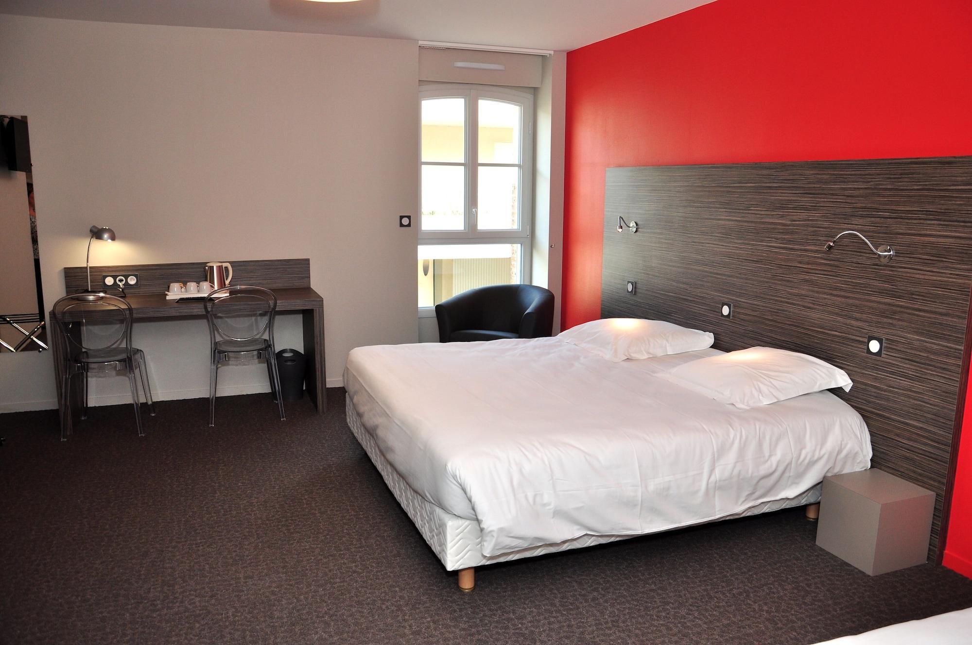 Logis Hotel A La Bonne Auberge Laval  Dış mekan fotoğraf