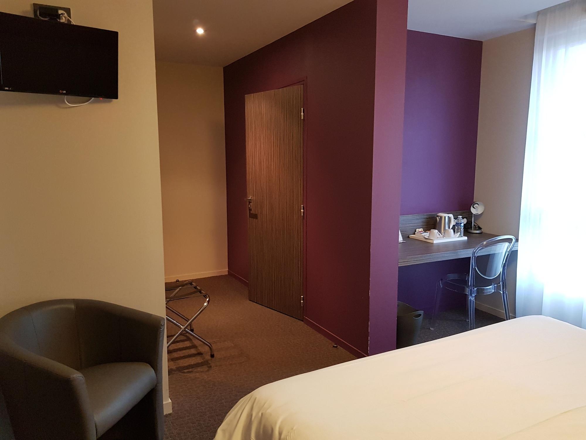 Logis Hotel A La Bonne Auberge Laval  Dış mekan fotoğraf